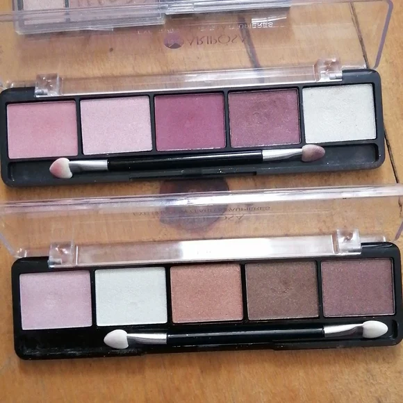 Makeup bundle - Picture 4 of 10